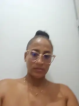 EmmaFerrary - Fingir pussy