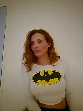 Sweetsophie69 - boobs out 5 min