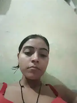 Nandundi - Show pussy in public