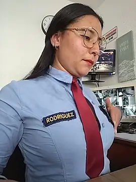 Queen_linda1 - Dildo in pussy under desk  🥵🔥💦