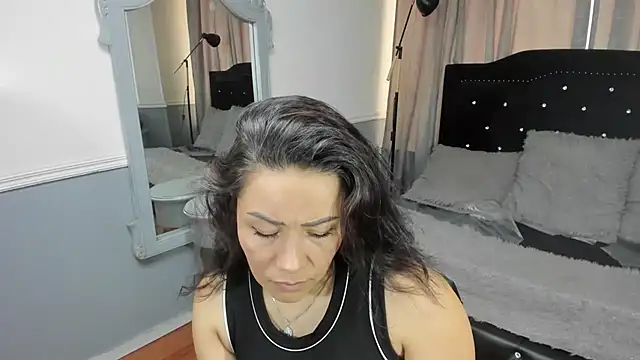 Gaby_trent - 🔥 250 tokens — “¿Te atreves a provocarm