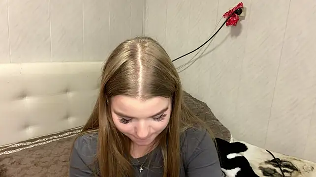 LiviaSmelser - sexy air kisses right from my heart