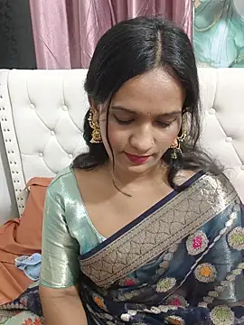 Dipak_kalal_chudai - bed tease panty off