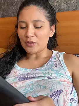 Kinky_mila@xh - squirt + domi 😋