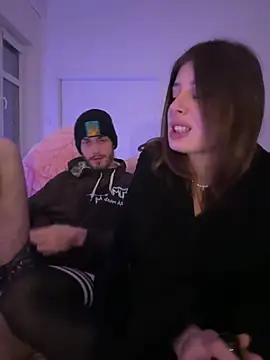 Chaos_and_cream - Lick her Pussy +1min 😋 LT Gets Boob Pic
