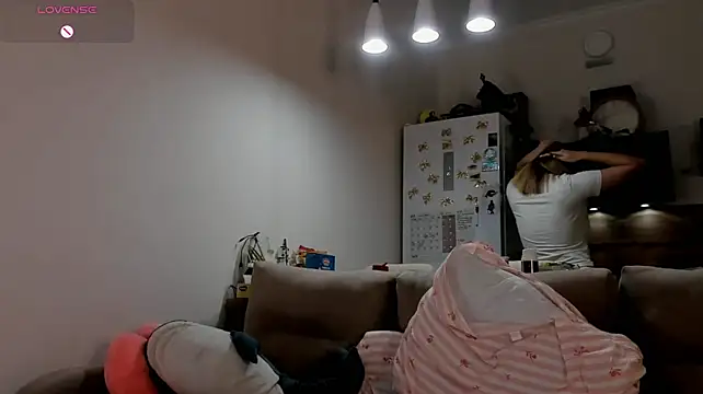 Hot__K - wet my pussy