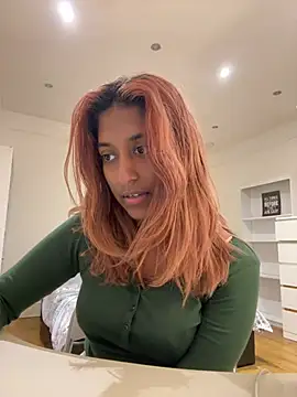 DonnaShy - Lingerie try-on, 3 outfits😘