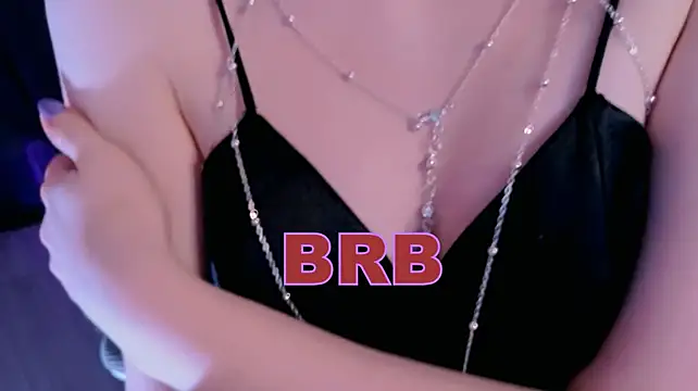 Marty_bree - 😈 wiggle one’s hips in leather