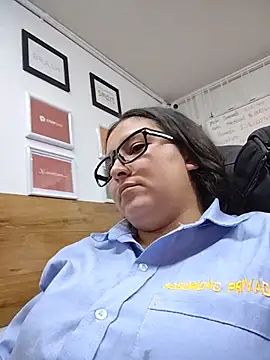 Cute_Penelope - naked+Fuck me with a dildo at work 🤫shh