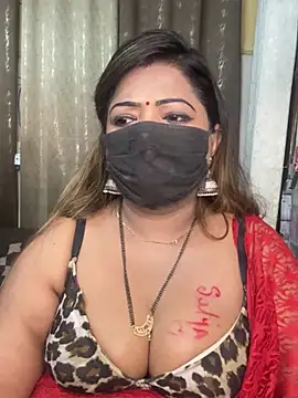 Lovely-Geet - OILY ASS