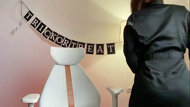 Stacyluxxe - spread ass cheeks 🍑
