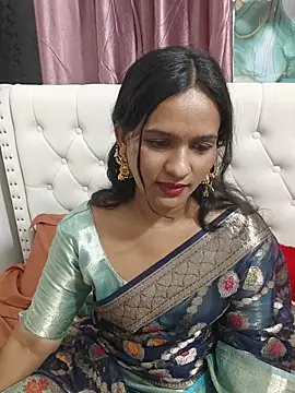 Dipak_kalal_chudai - bed tease panty off