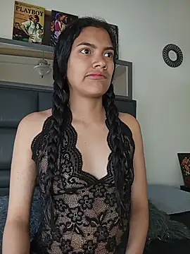 Amarilis_Lily - Show boobs, pinching nipples, Oil them