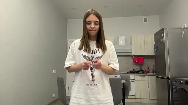 LisaPorse - show belly + show tongue