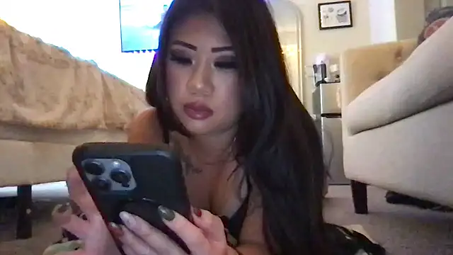 Kittycat4810 - help with rent :)