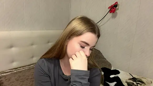LiviaSmelser - stand up and show my outift