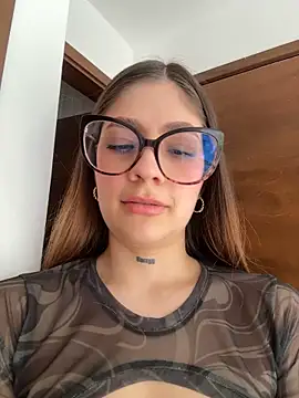 ZaraCarterX - DOMI IN MY CLIT MISSIONARY- CLOSE CAM
