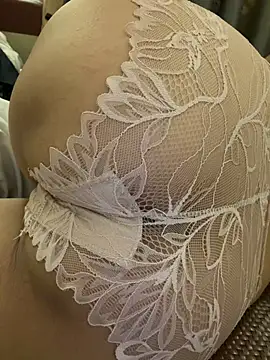 Hara_lusia83 - She has big and sexy breasts.