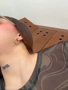ZaraCarterX - DOMI IN MY CLIT MISSIONARY- CLOSE CAM
