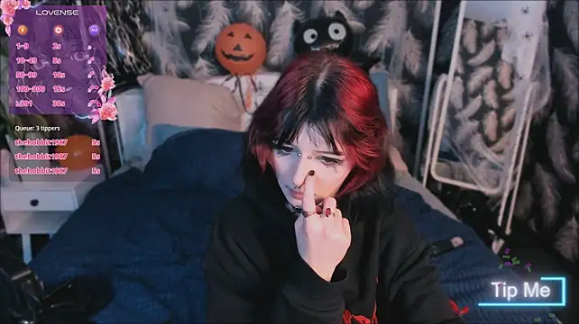 Ashley_Veil