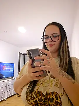 JUJUICY- - Spreiz deinen Arsch + 2 videos