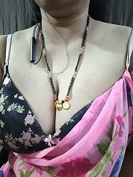 Bhuvana_555 - Boobs on honey