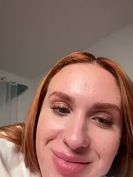 ChiaraVelvet - Show Boobs and Play 30 sec🥵💦
