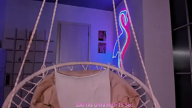 InnocentEvee - Toy Control 5m 💦🥵