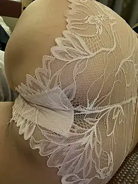 Hara_lusia83 - She has big and sexy breasts.