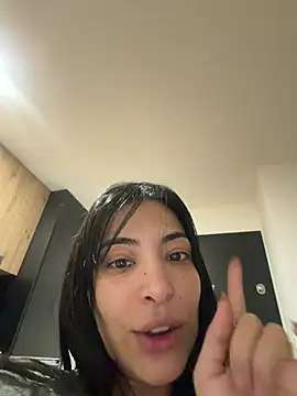 Naughty_Arab_girl - Make me wet 💦💦