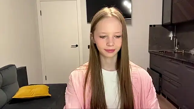 DionnaStrech - i know u want a kiss from me ><