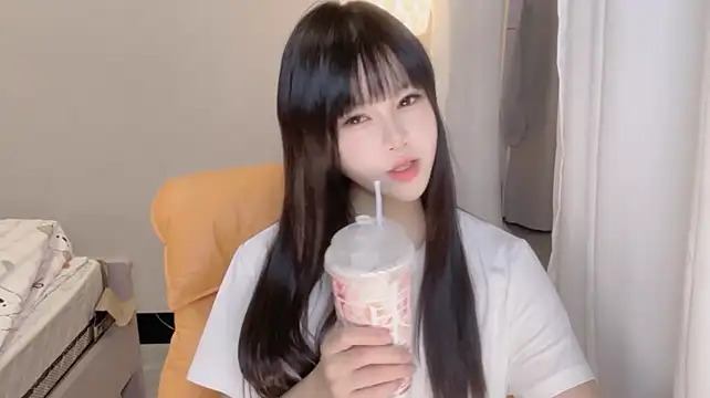 Chenchen373 - 新衣服
