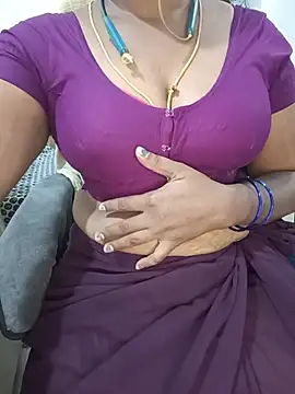 Tamil-hotwife - Ass show