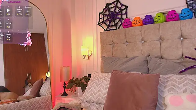 JasmineRoss_1 - FLASS NAKED: BOOBS OR ASS