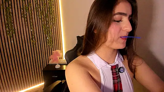 Sofia_44 - show boobs