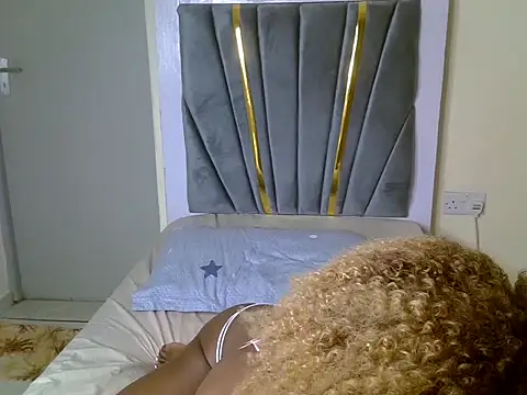 Rainreign_ - DROOL ON TITTIES