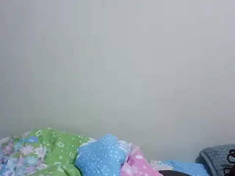 Lovepetite01 - Im new here welcome me daddy