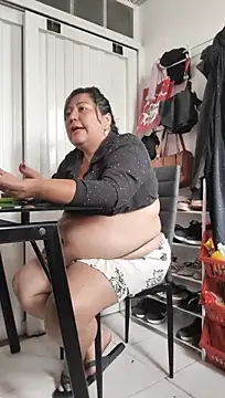 Brenda_Berck_ - !SQUIRT VID FOR LAST TIPPER!