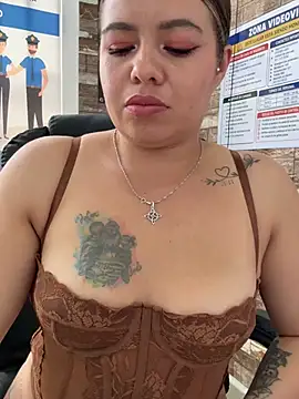 Ariana-07