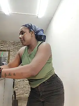 MAREIA_25 - HIDDEN CAM IN STORE MAKE MY PUSSY WET