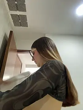 ZaraCarterX - DOMI IN MY CLIT MISSIONARY- CLOSE CAM