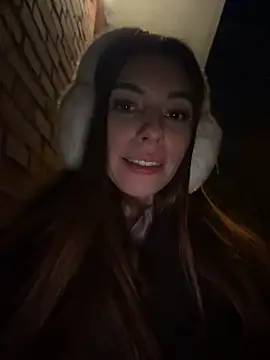 AmelieCrystal - fingering me till i cum >_<