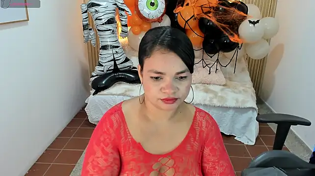Cloe_35 - suck my tits