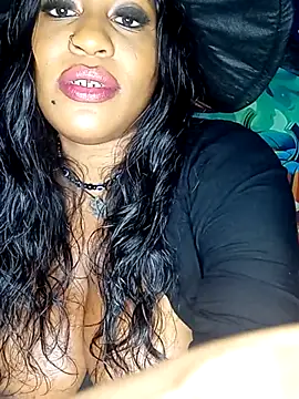 AmazonianMistress - 🎃🔥Last Tipper Gets Treat🎃🔥Video/Pic?