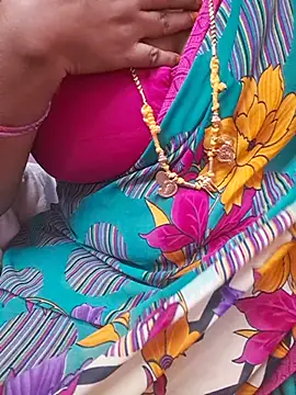 Tamil_Ammani - Boobs show😜😜😝🥰🔥🔥🔥