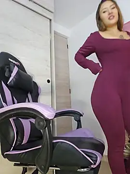 Selena_blake - Sensual striptease❤️‍🔥