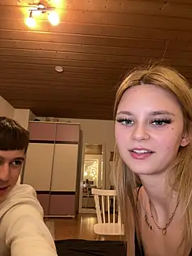 YoungGermanKiki18 - 🔥Slap her ass 10x