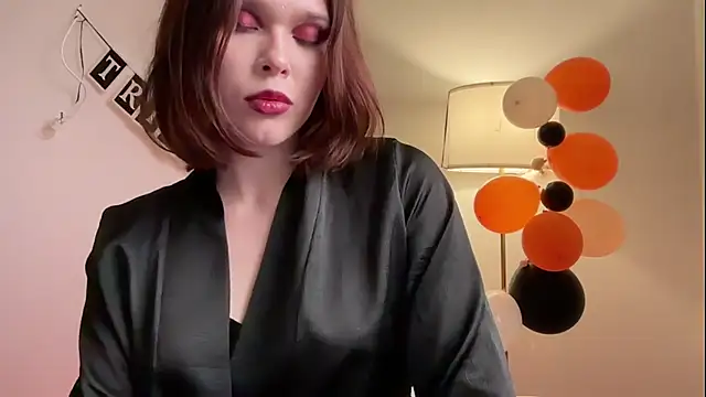 Stacyluxxe - spread ass cheeks 🍑