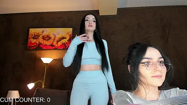 Roomies - MAKE US SQUIRT 💦