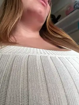 Valery_mora - Out boobs